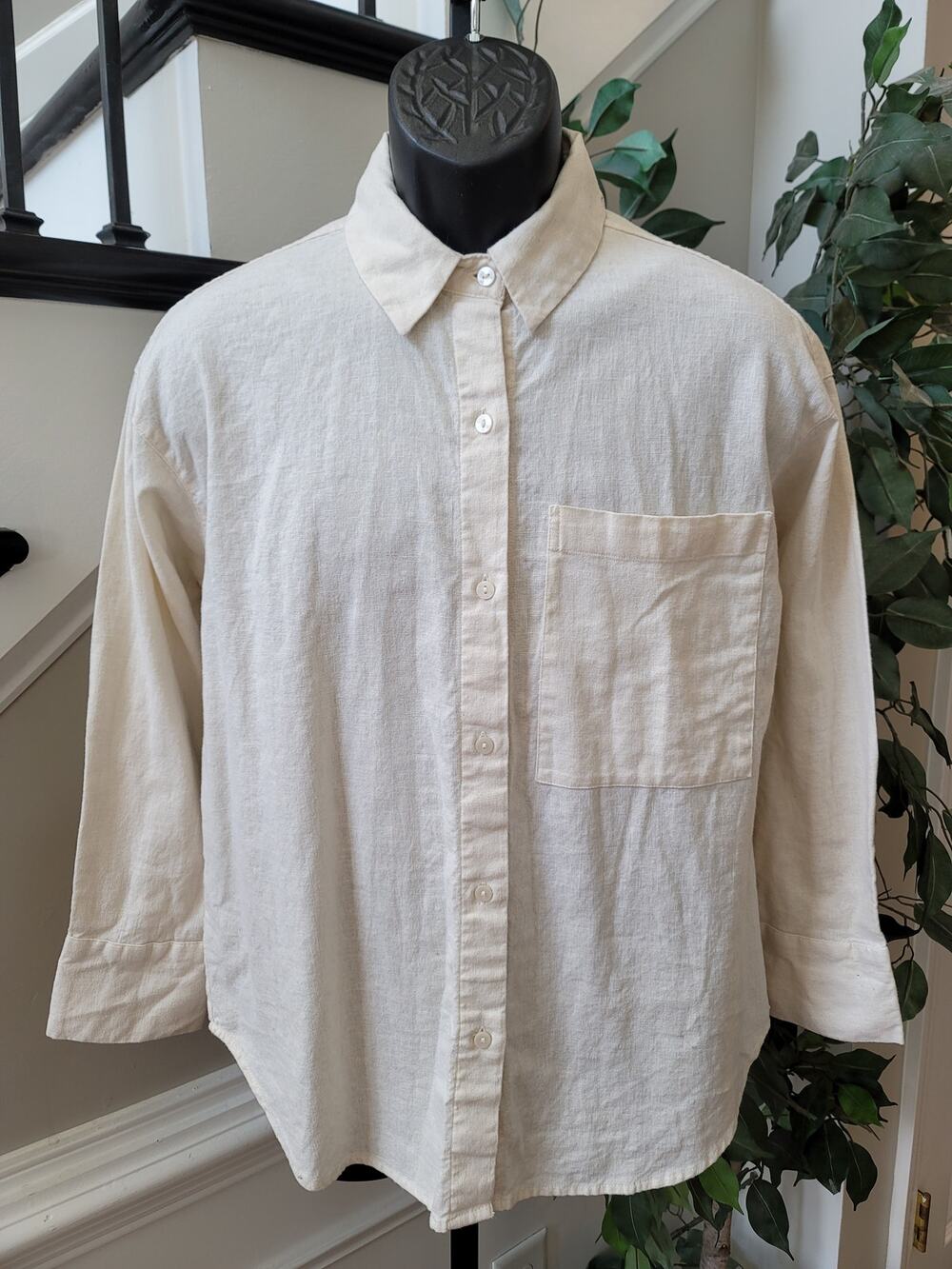 Abercrombie & Fitch Button-Up Shirt Men's Size S Beige Neutral One Front Pocket